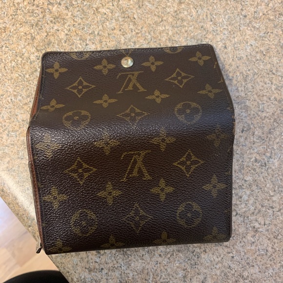 LOUIS VUITTON MONOGRAM PORTE MONNAIE WALLET - Picture 2 of 9